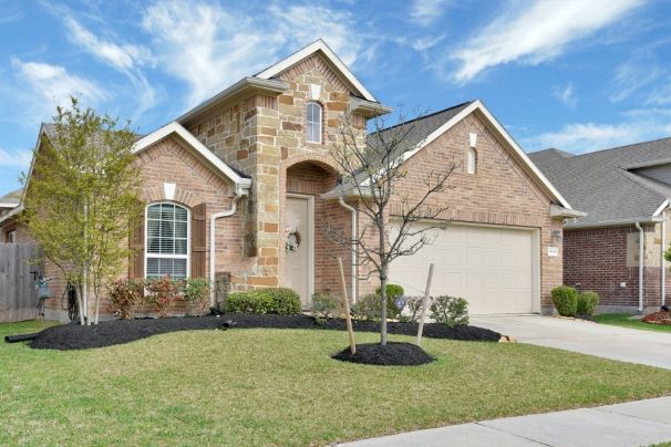 https://MaggieSolis.NewConstructionHomesForYou.com